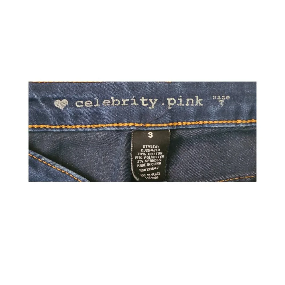 Women's Jeans Bundle (4 pairs) - Picture 3 of 9